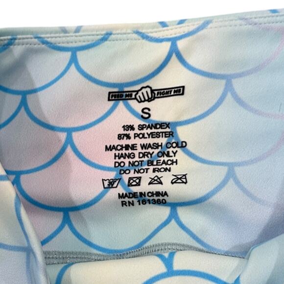 Feed Me Fight Me Iridescent Mermaid Leggings - Picture 4 of 7